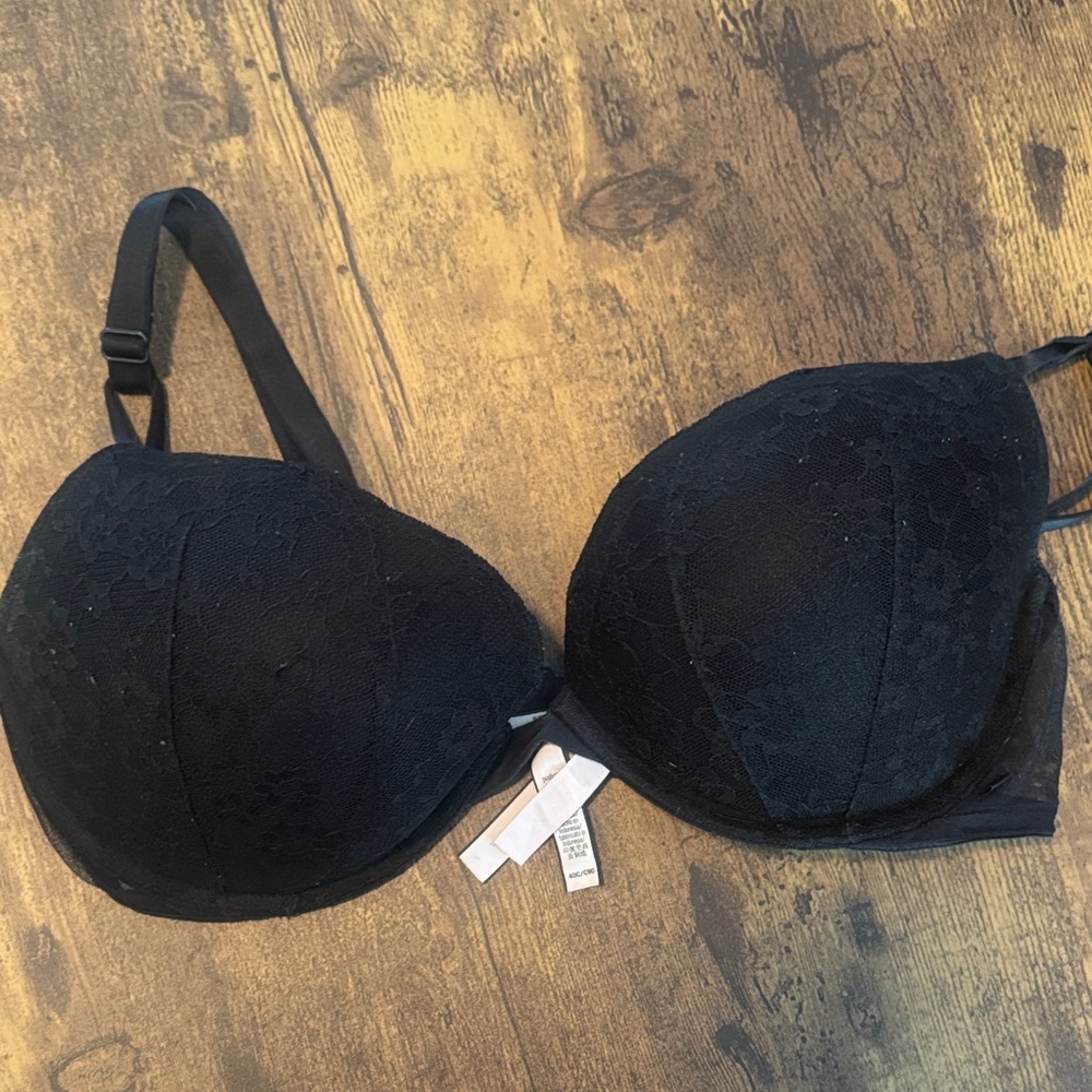 Victoria's Secret Black Lace Bra lace 40c